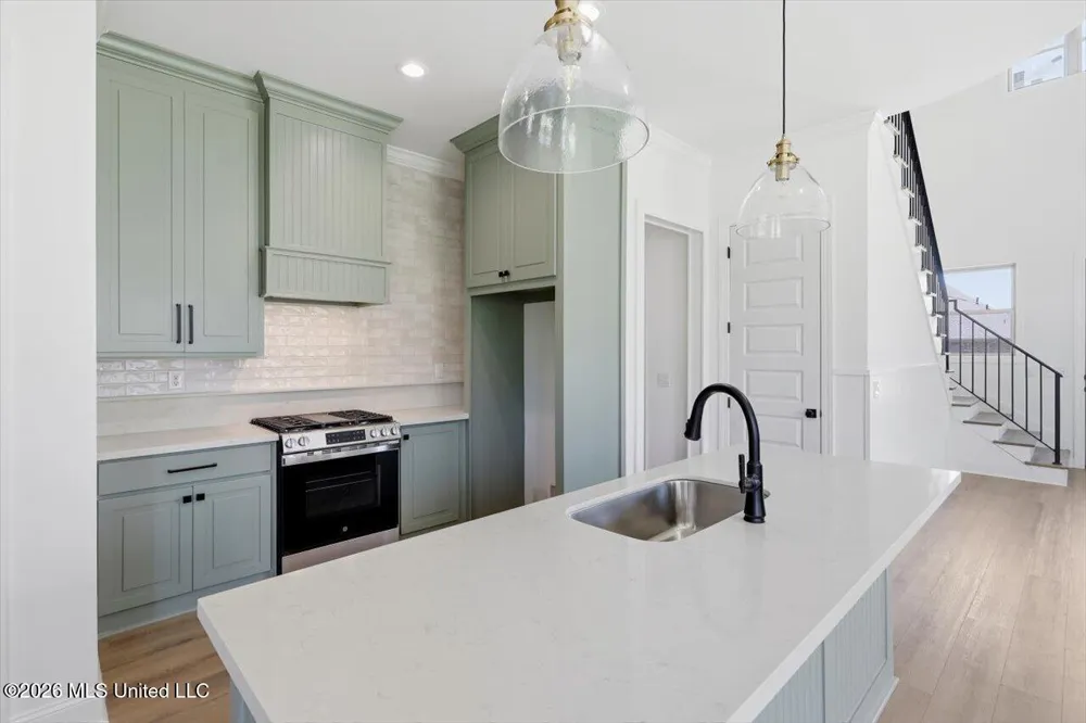 185 Bronson Bend Flowood, MS 39232