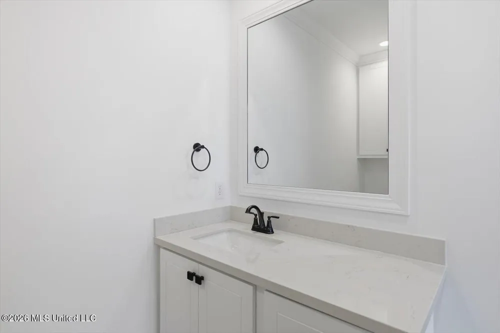 185 Bronson Bend Flowood, MS 39232