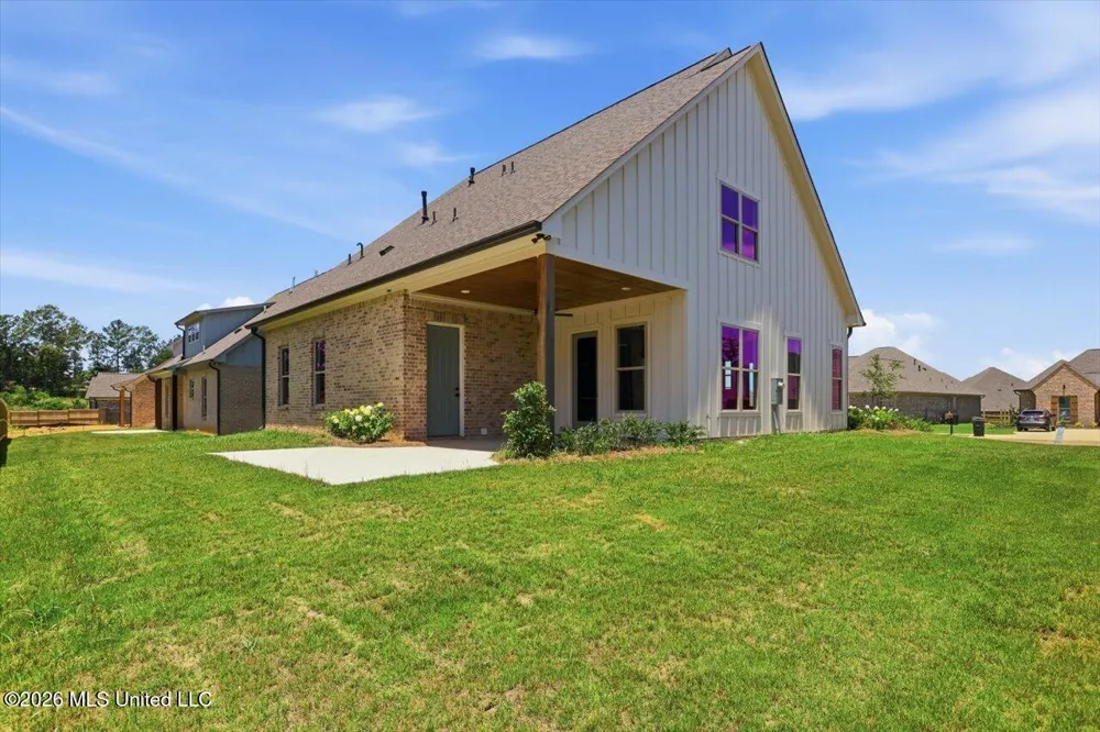 185 Bronson Bend Flowood, MS 39232
