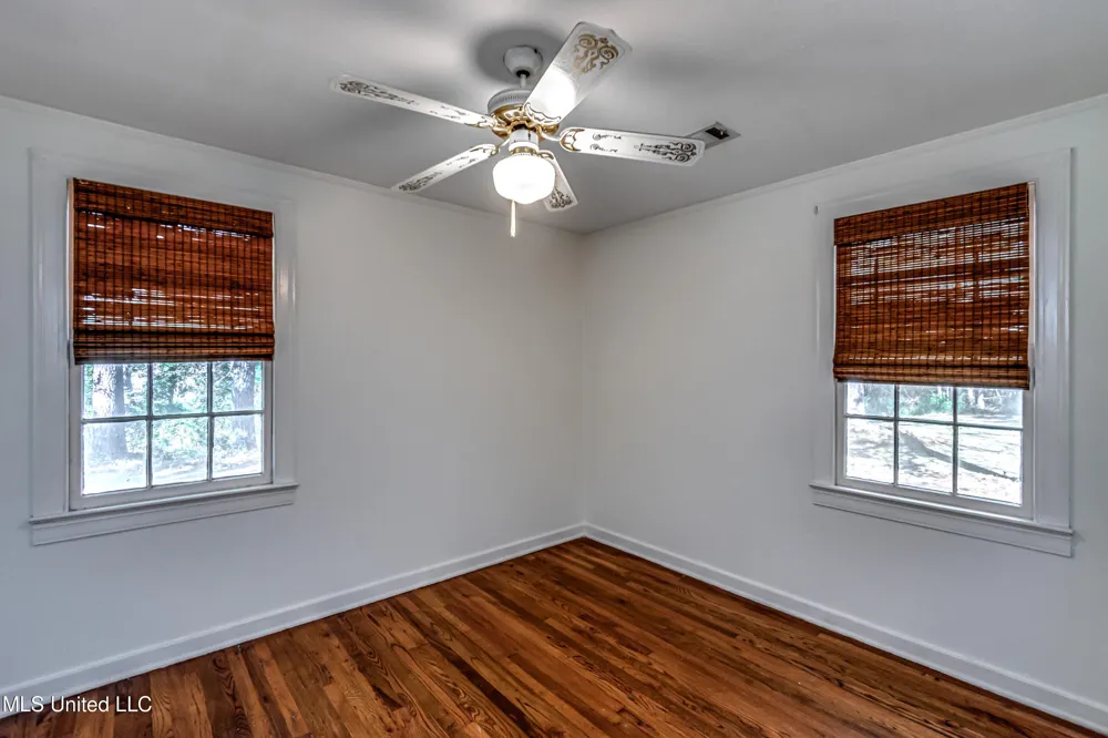 602 Simpson Hwy 149 Magee, MS 39111