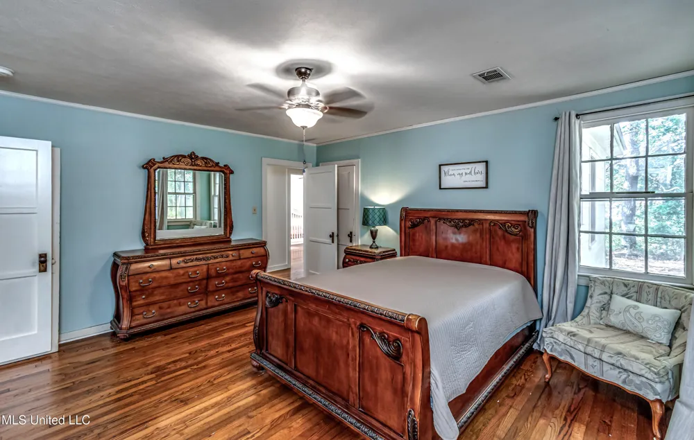 602 Simpson Hwy 149 Magee, MS 39111