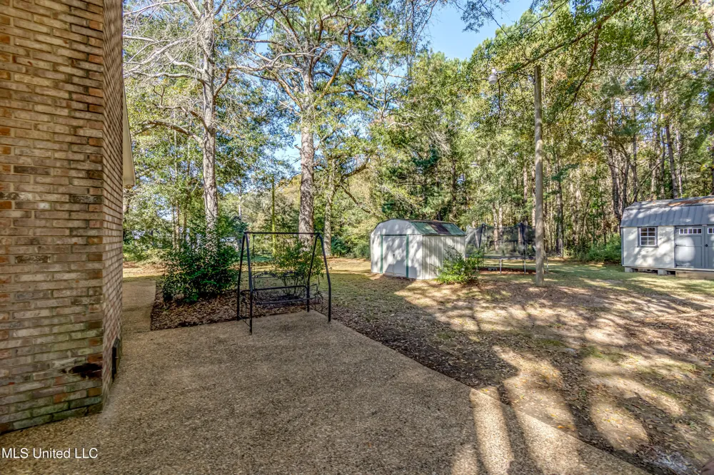 602 Simpson Hwy 149 Magee, MS 39111