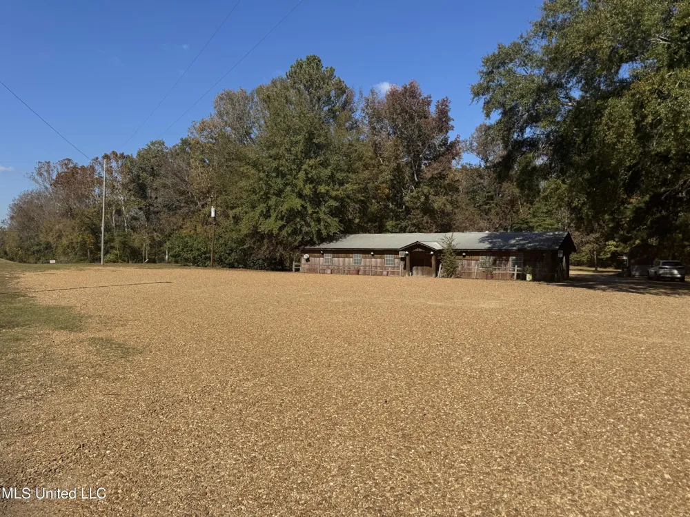 200 Merit Road Mendenhall, MS 39114