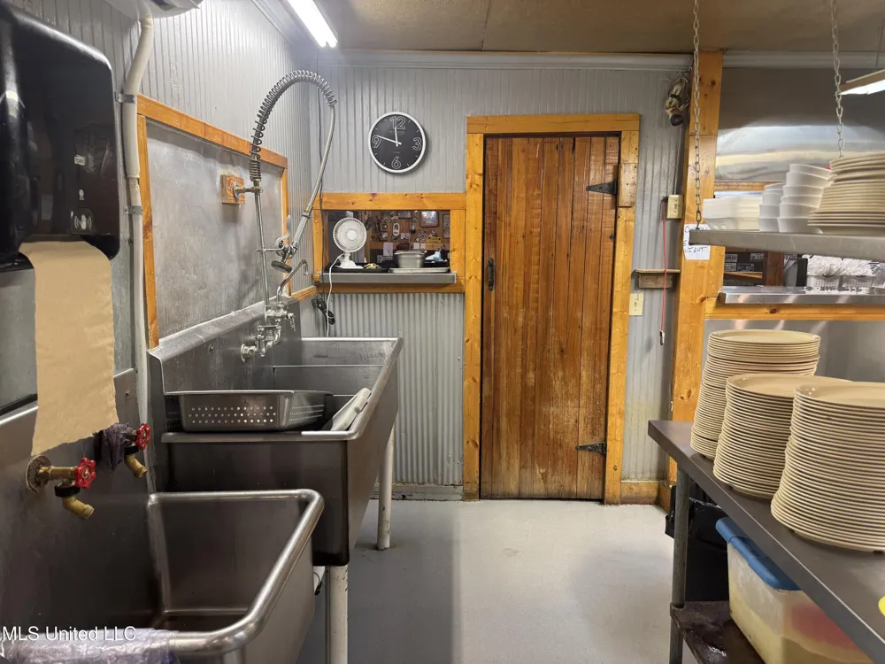 200 Merit Road Mendenhall, MS 39114