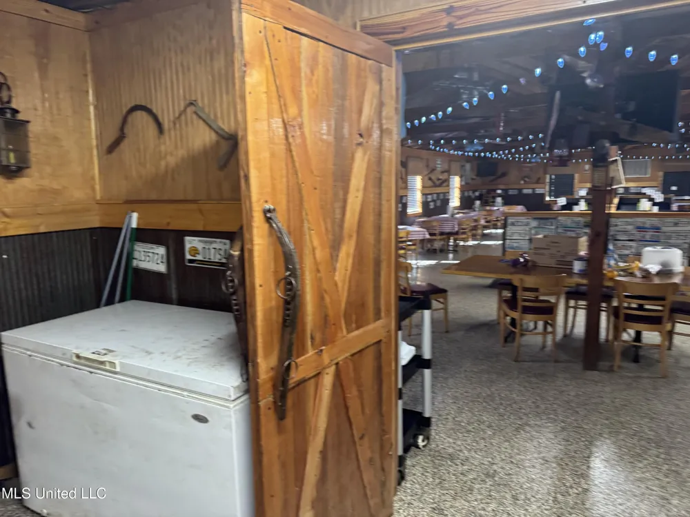 200 Merit Road Mendenhall, MS 39114