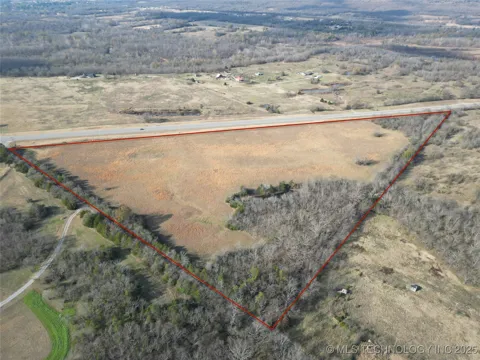 1 State 31 Highway E