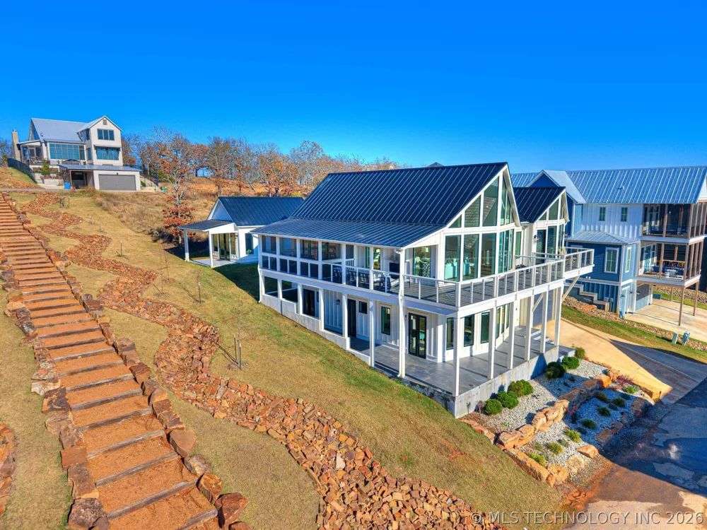 121 Lower Green Way Carlton Landing, OK 74432