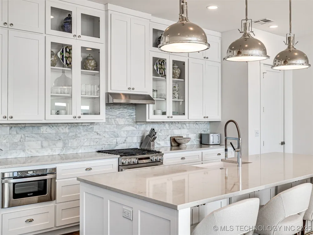 121 Lower Green Way Carlton Landing, OK 74432