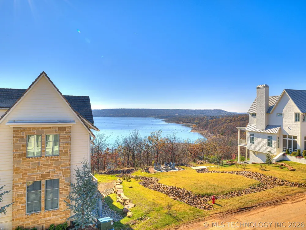 121 Lower Green Way Carlton Landing, OK 74432