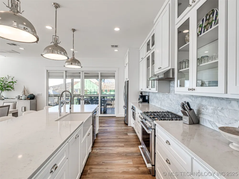 121 Lower Green Way Carlton Landing, OK 74432