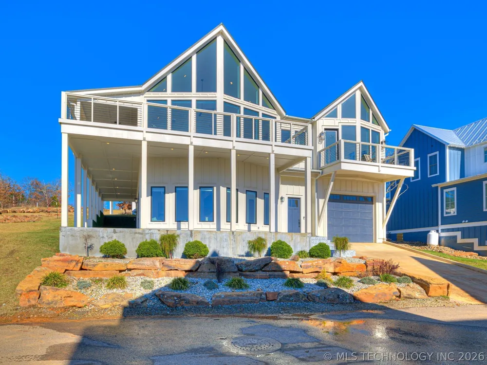 121 Lower Green Way Carlton Landing, OK 74432