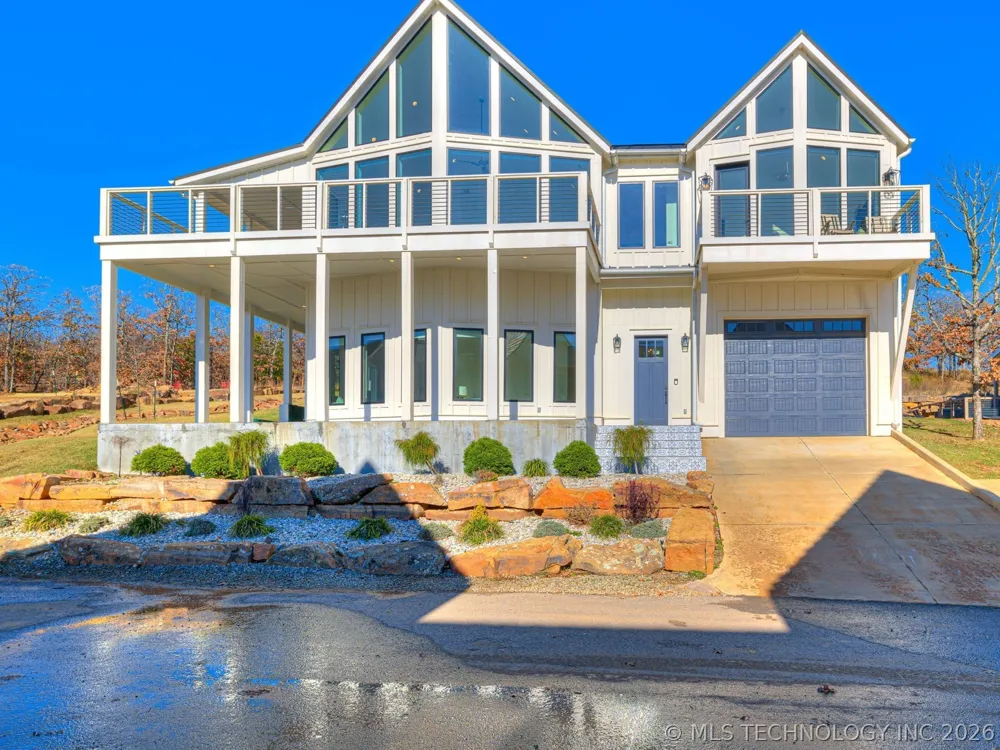 121 Lower Green Way Carlton Landing, OK 74432