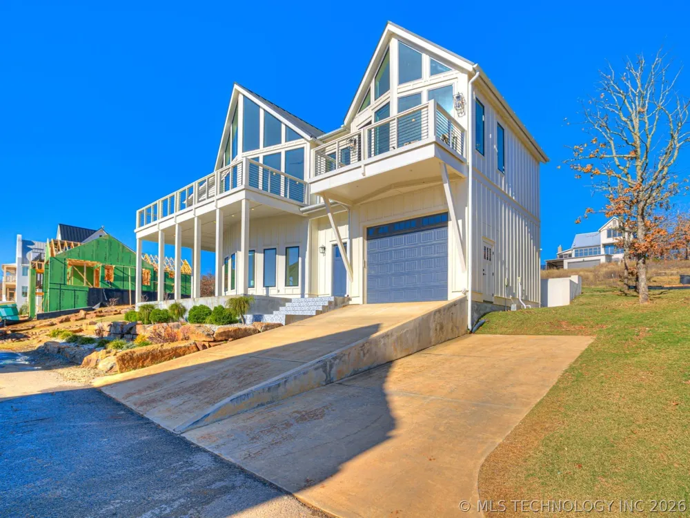 121 Lower Green Way Carlton Landing, OK 74432