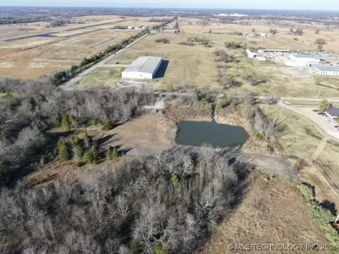New Airport Road