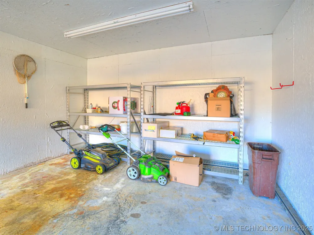 291 Spinnaker Run #117 Eufaula, OK 74462