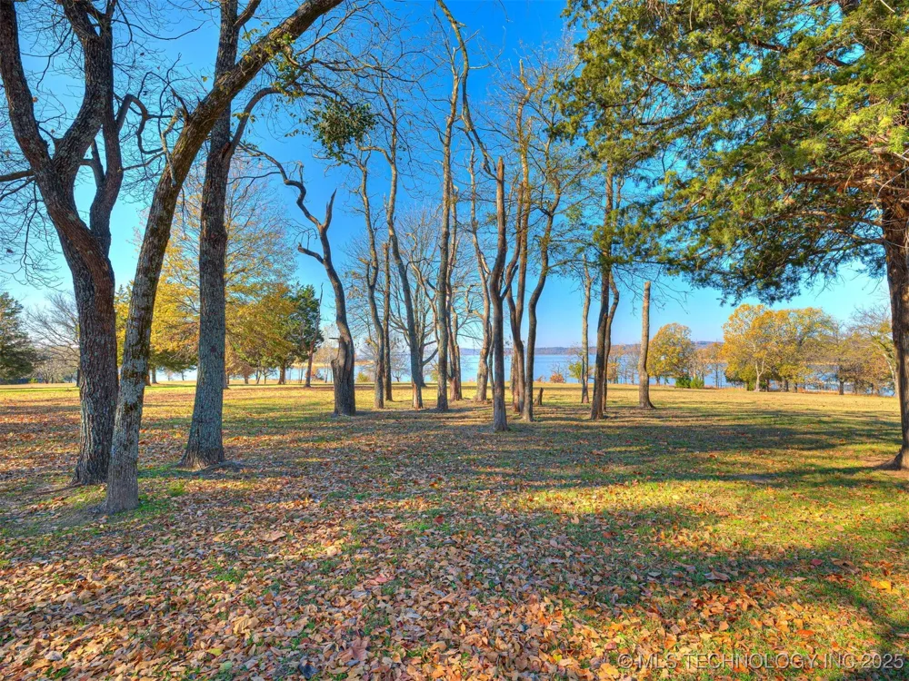 291 Spinnaker Run #117 Eufaula, OK 74462
