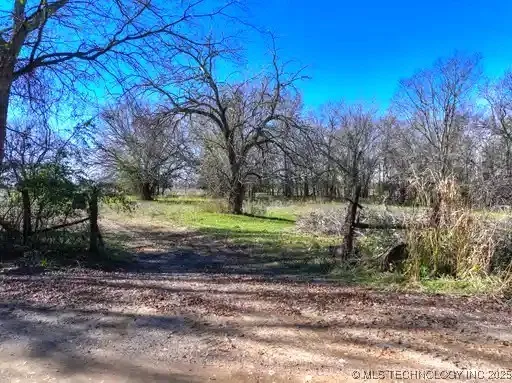 Hickory Hill Road Atoka, OK 74525