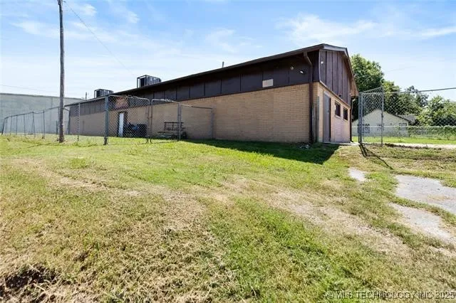 551 28th Avenue W Tulsa, OK 74106