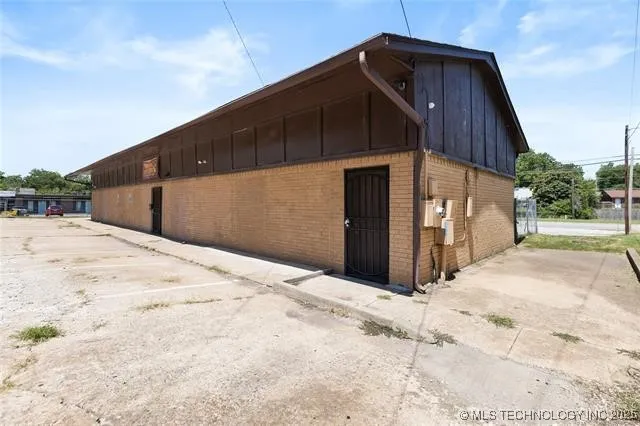 551 28th Avenue W Tulsa, OK 74106