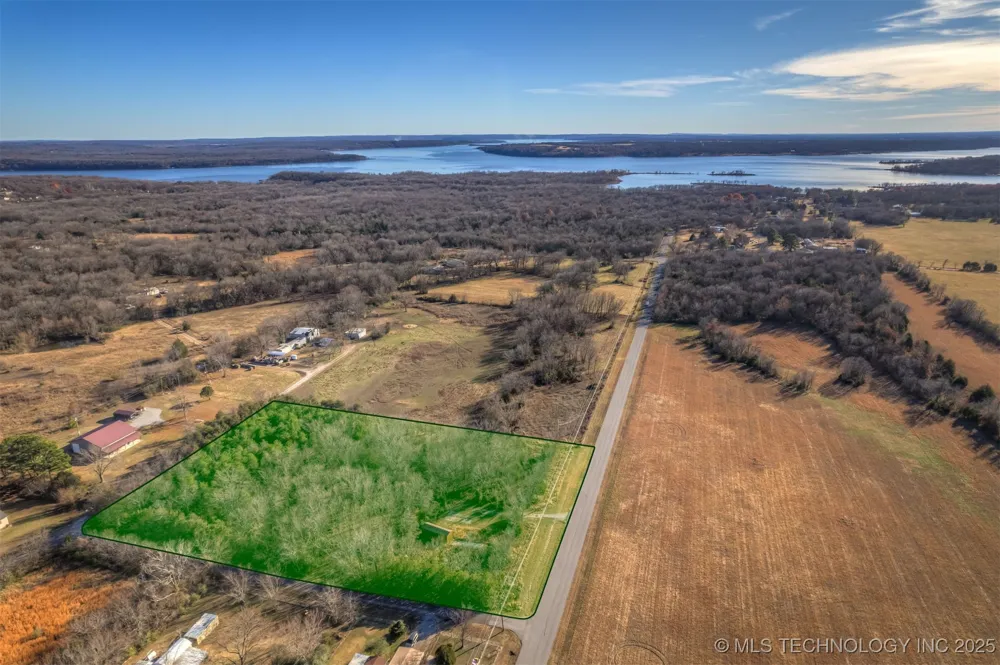 3 330 ROAD Wagoner, OK 74467