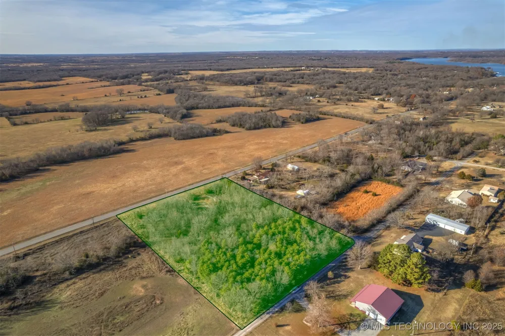 3 330 ROAD Wagoner, OK 74467
