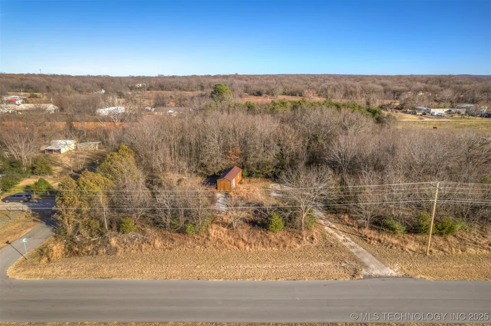 3 330 ROAD Wagoner, OK 74467