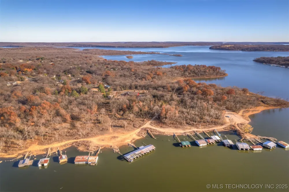 3 330 ROAD Wagoner, OK 74467