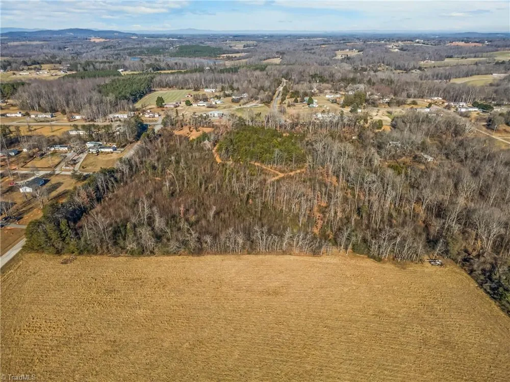 00000 Hoots Road Yadkinville, NC 27055
