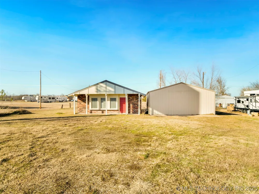 1888 Hwy 70 Kingston, OK 73439