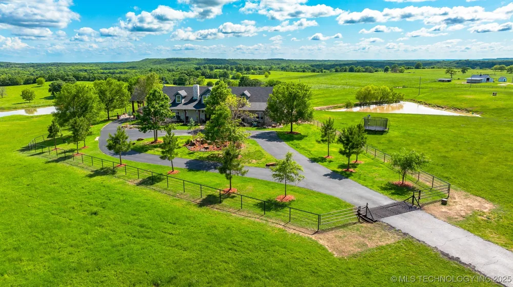 12841 County Road 3680 Allen, OK 74825