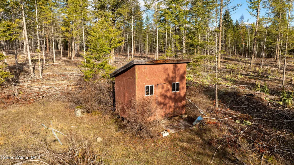 773 Cougar Loop Clark Fork, ID 83811
