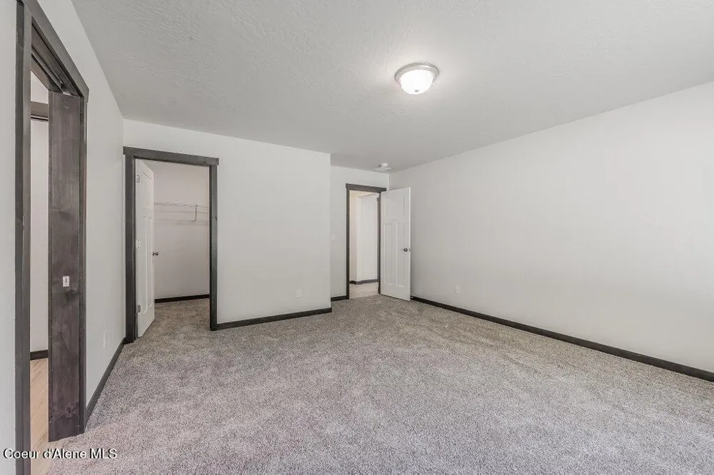 265 Durango Lane Priest River, ID 83856