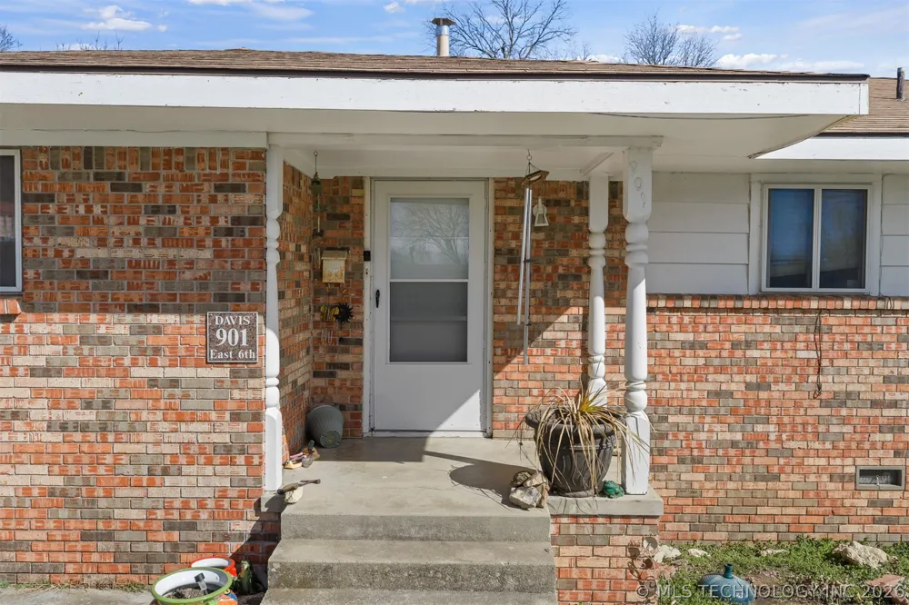 901 E 6th Street Sulphur, OK 73086