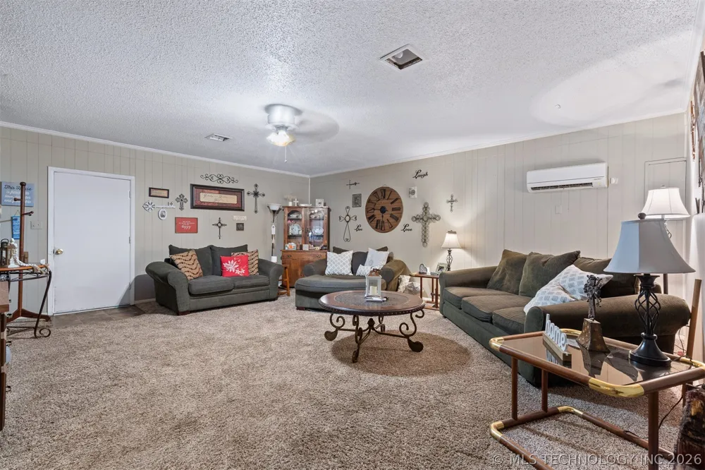 901 E 6th Street Sulphur, OK 73086