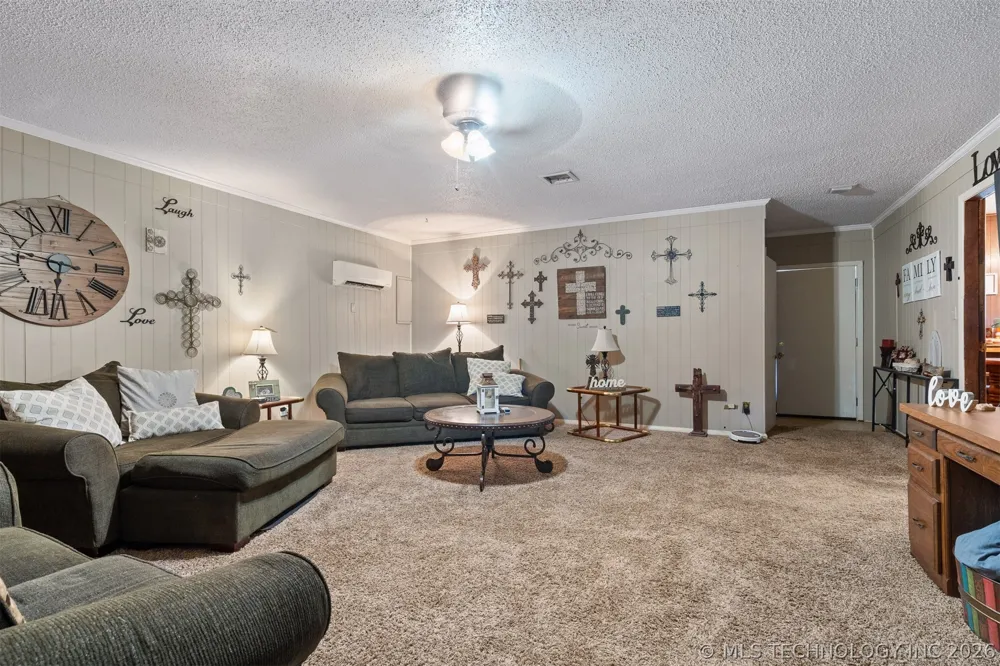 901 E 6th Street Sulphur, OK 73086