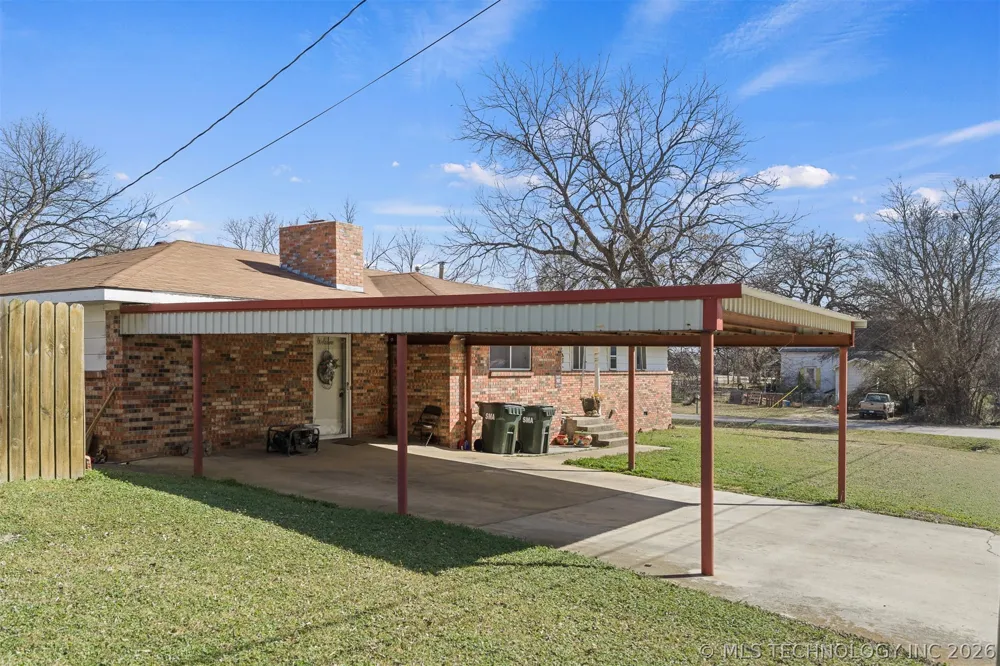 901 E 6th Street Sulphur, OK 73086