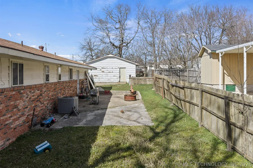 901 E 6th Street Sulphur, OK 73086