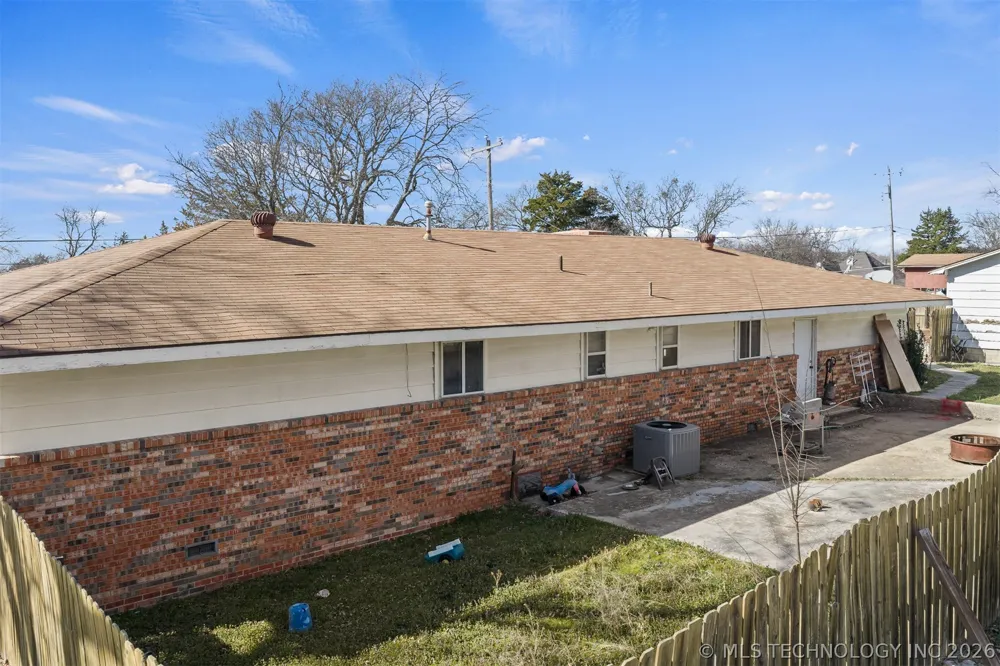 901 E 6th Street Sulphur, OK 73086
