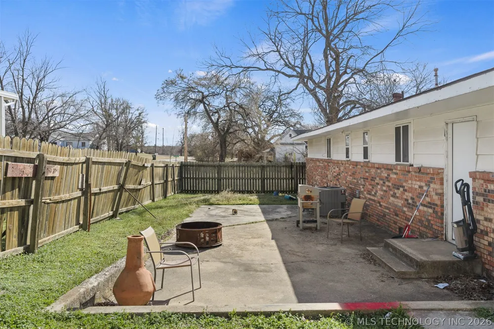 901 E 6th Street Sulphur, OK 73086