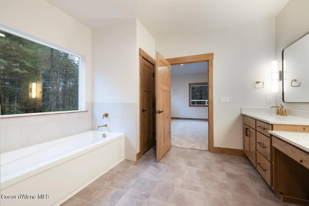 L5 Gemini Lane Rathdrum, ID 83858