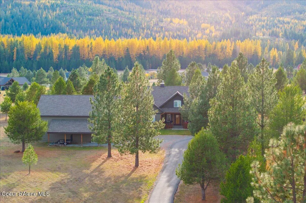 2380 Dufort Rd Sagle, ID 83860