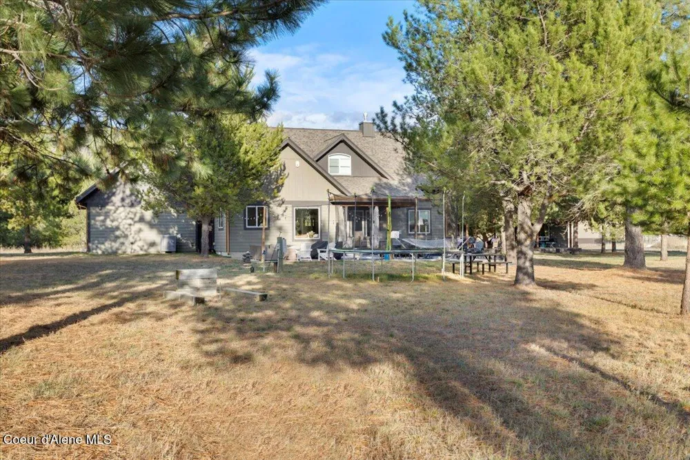 2380 Dufort Rd Sagle, ID 83860