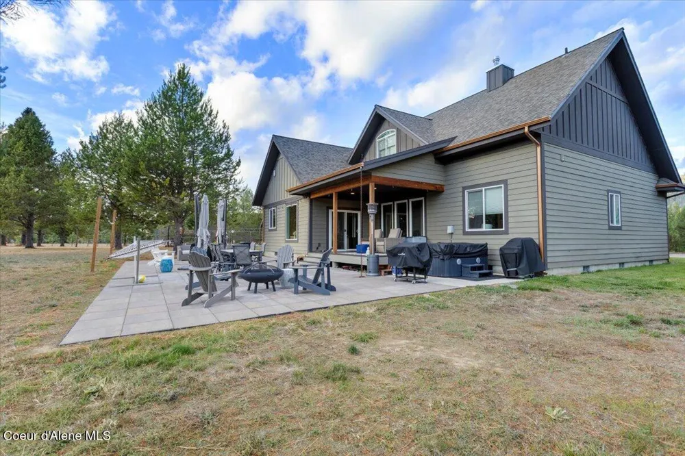 2380 Dufort Rd Sagle, ID 83860