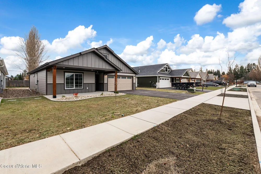 2302 Maverick Court Sandpoint, ID 83864