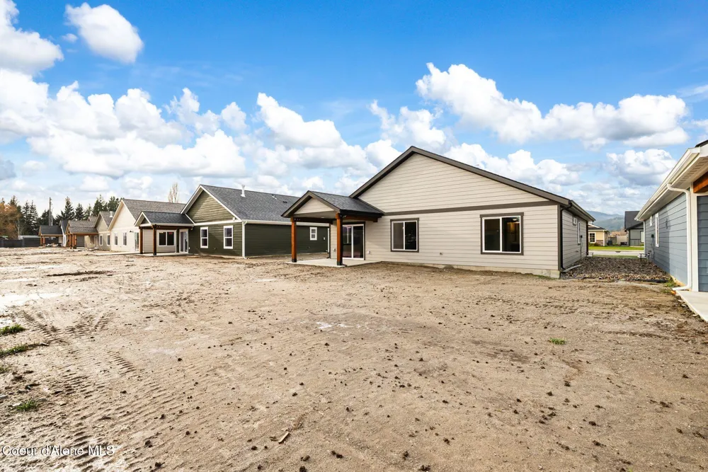 2302 Maverick Court Sandpoint, ID 83864