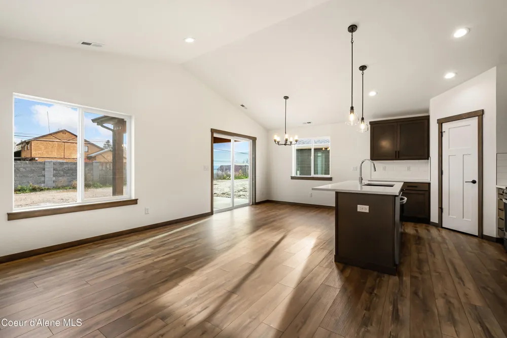 2302 Maverick Court Sandpoint, ID 83864