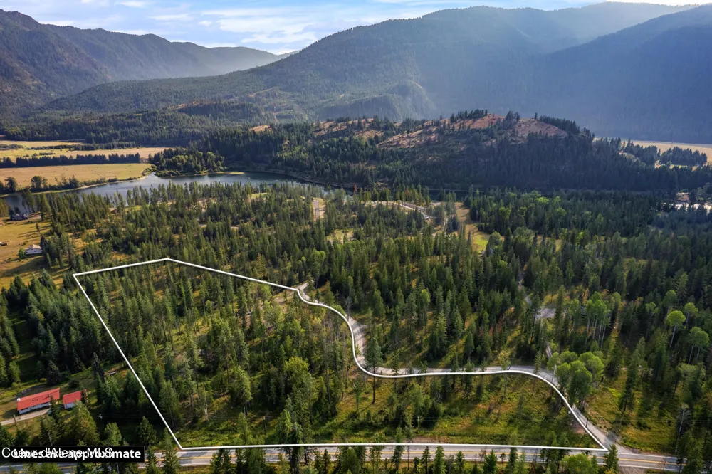 NKA Condor Dr Clark Fork, ID 83811