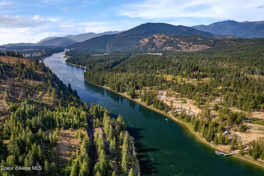 NKA Condor Dr Clark Fork, ID 83811