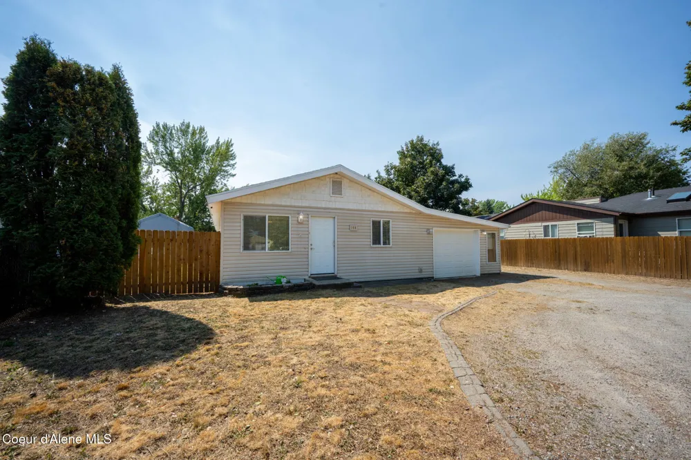 164 W HILGREN AVENUE Hayden, ID 83835