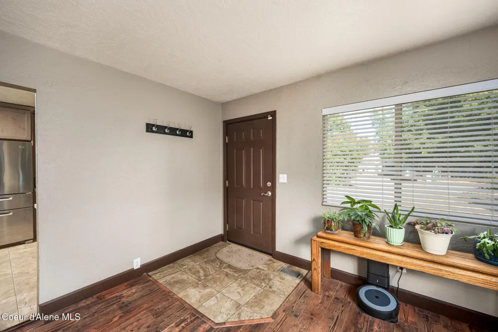 164 W HILGREN AVENUE Hayden, ID 83835